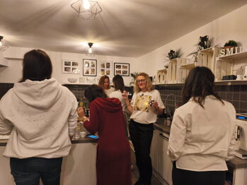 E-ženy a virtuálne asistentky